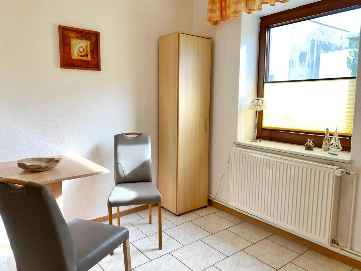 Ferienwohnungen Stadtmitte - Fewo 3 ซาสนิทซ์ ภายนอก รูปภาพ